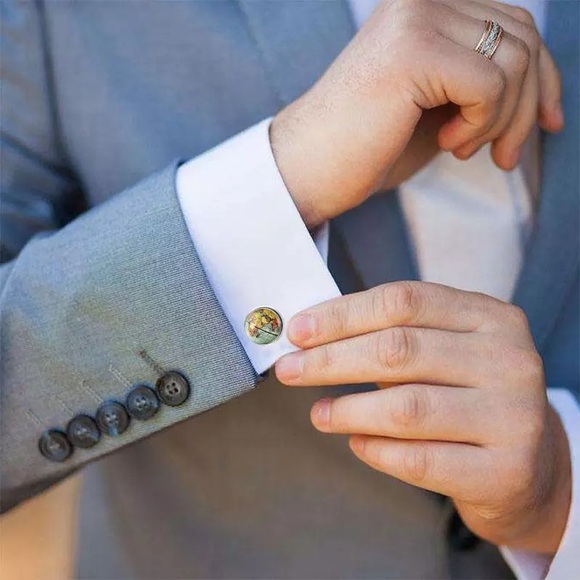 Colorful World Map with Silver Cufflinks - Picture 2 of 8